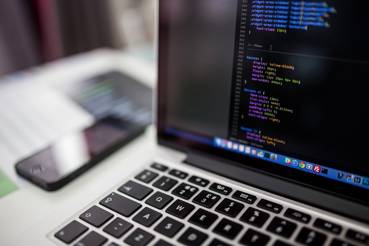 Headless Commerce with Shopify Plus: A Comprehensive Guide